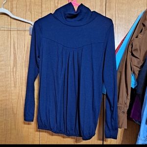 🖤Xhilaration Turtle neck long sleeve top M